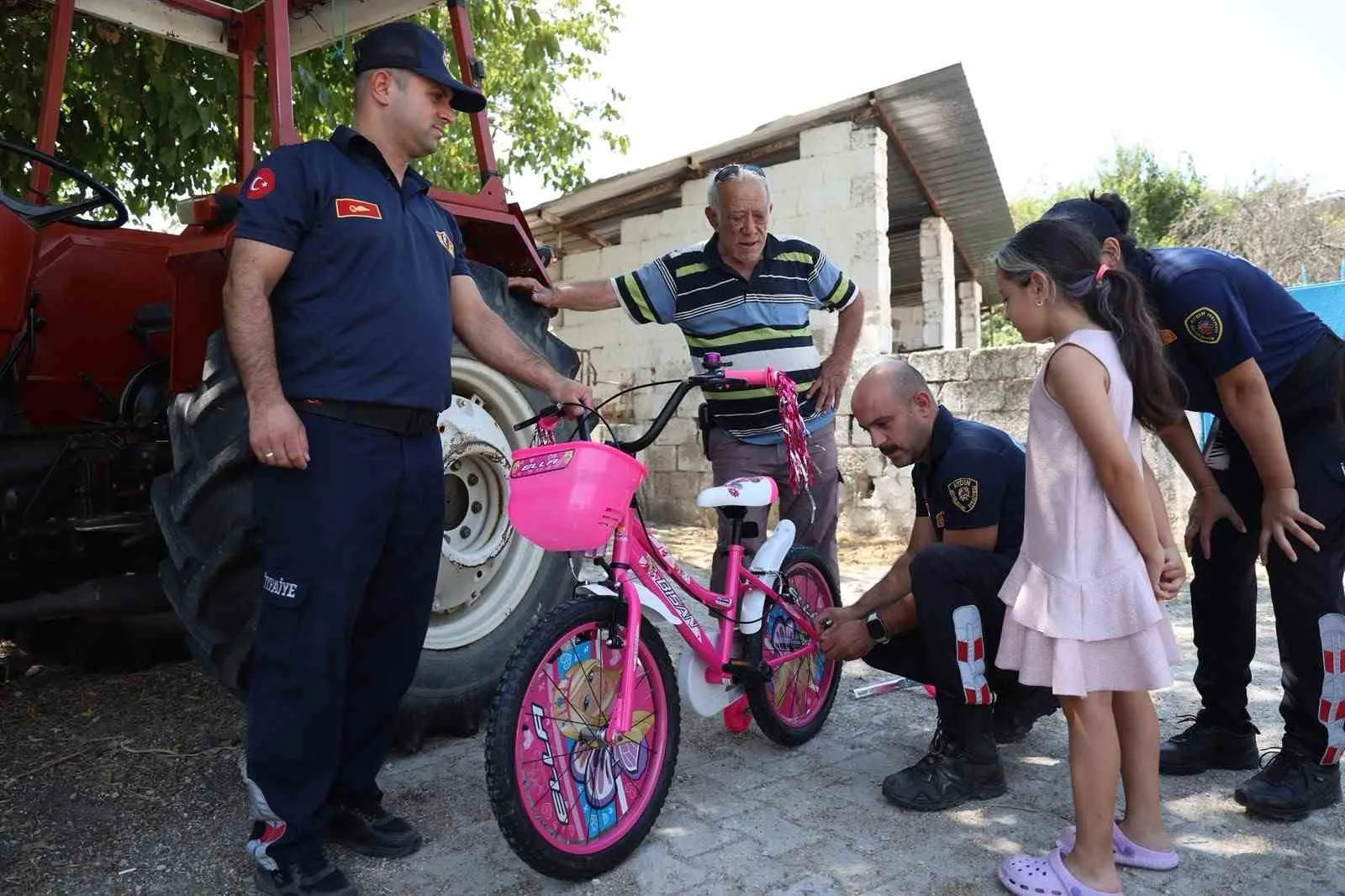 Yangının küle çevirdiği hayalleri Başkan Çerçioğlu yeniden yeşertti