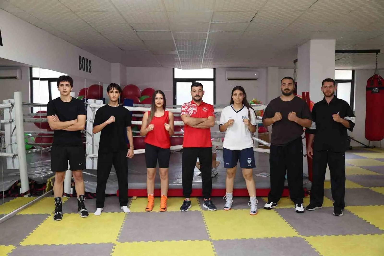 Merkezefendili boksörler Türkiye arenasında madalya avında