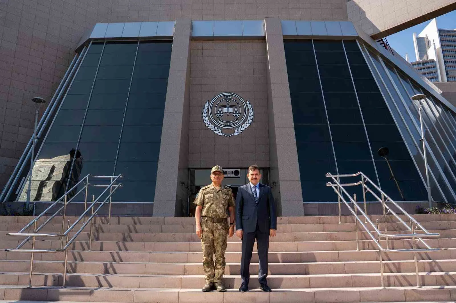 İzmir protokolünde veda mesaisi: Başsavcı Yeldan’dan kritik isimlere uğurlama