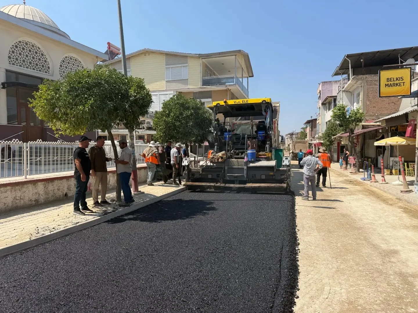 Yenipazar’da ulaşım seferberliği: Yörükali Efe Caddesi yeni yüzüne kavuşuyor