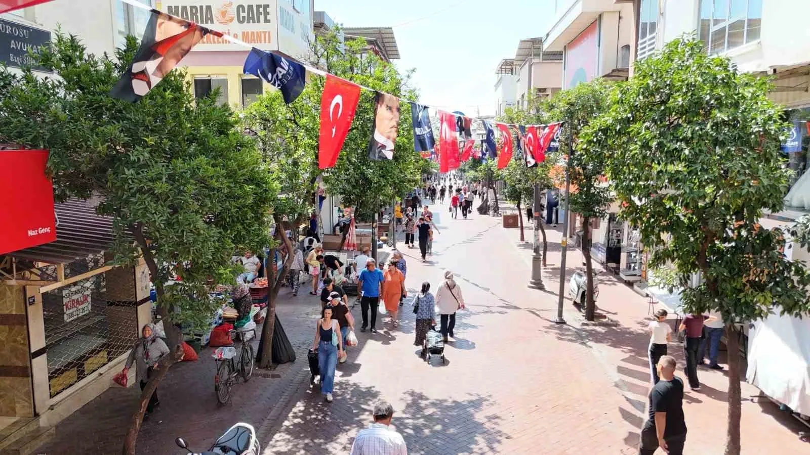 Nazilli’de Zafer Coşkusu: 104’üncü Yıl Öncesi Kentte Bayrak Hazırlığı Tamamlanıyor