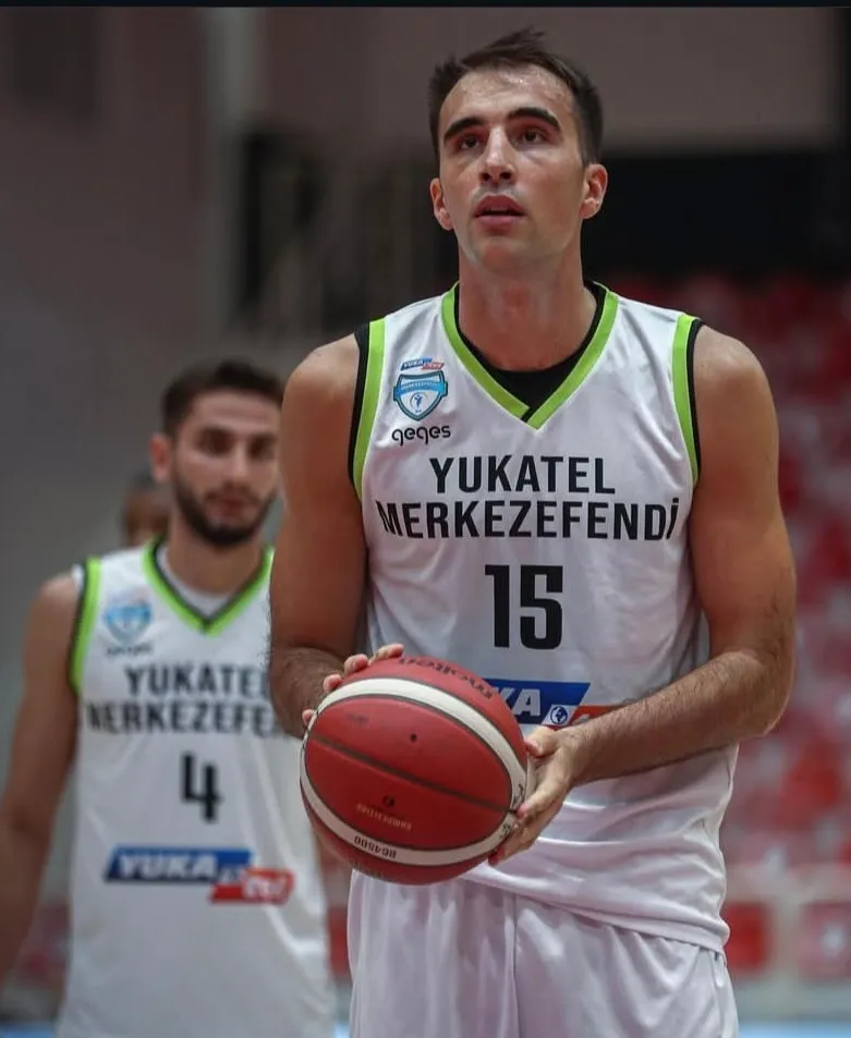 Denizli Basket’in pota altındaki yeni kozu: Sırp yıldız imzayı attı