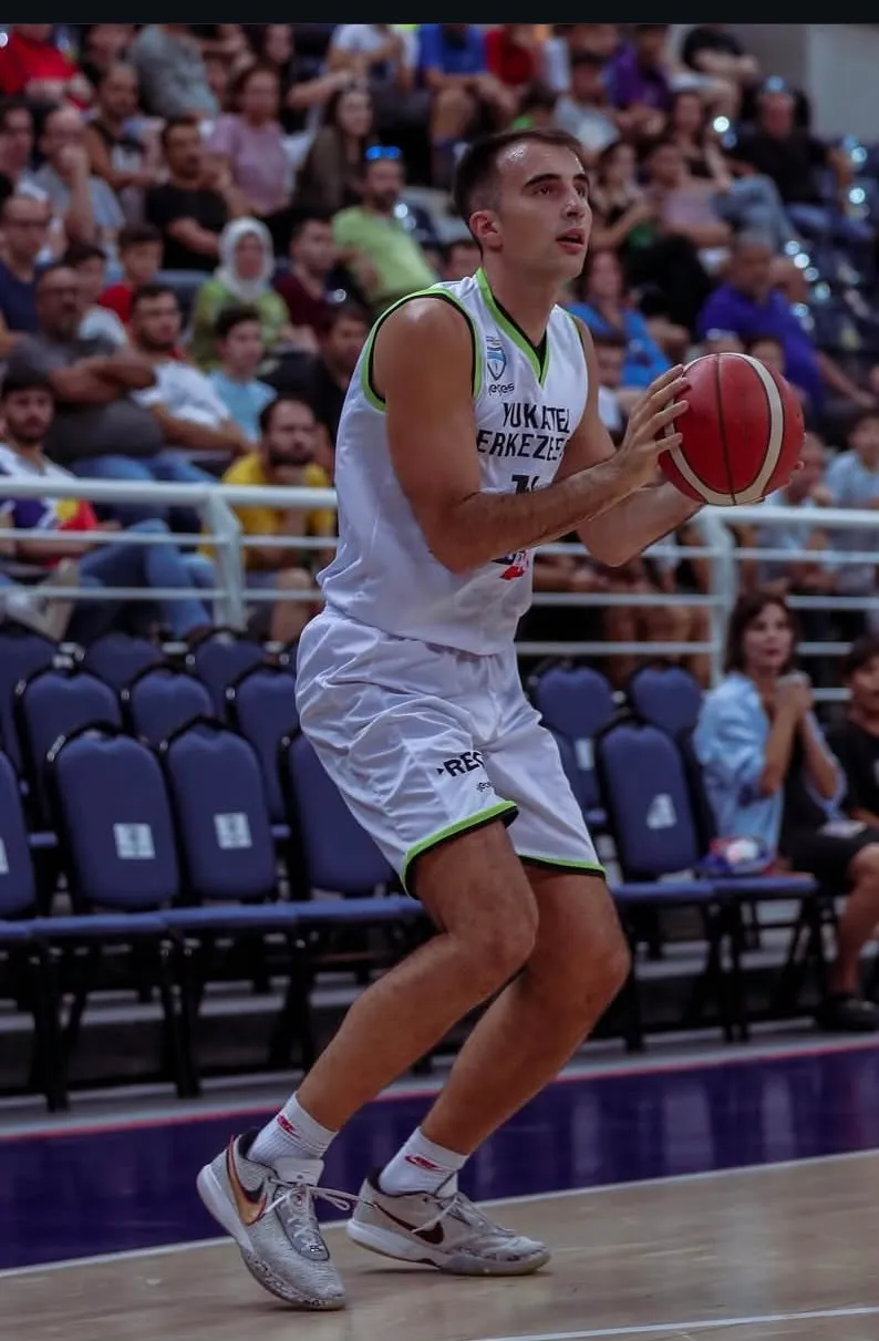 Denizli Basket’in pota altındaki yeni kozu: Sırp yıldız imzayı attı