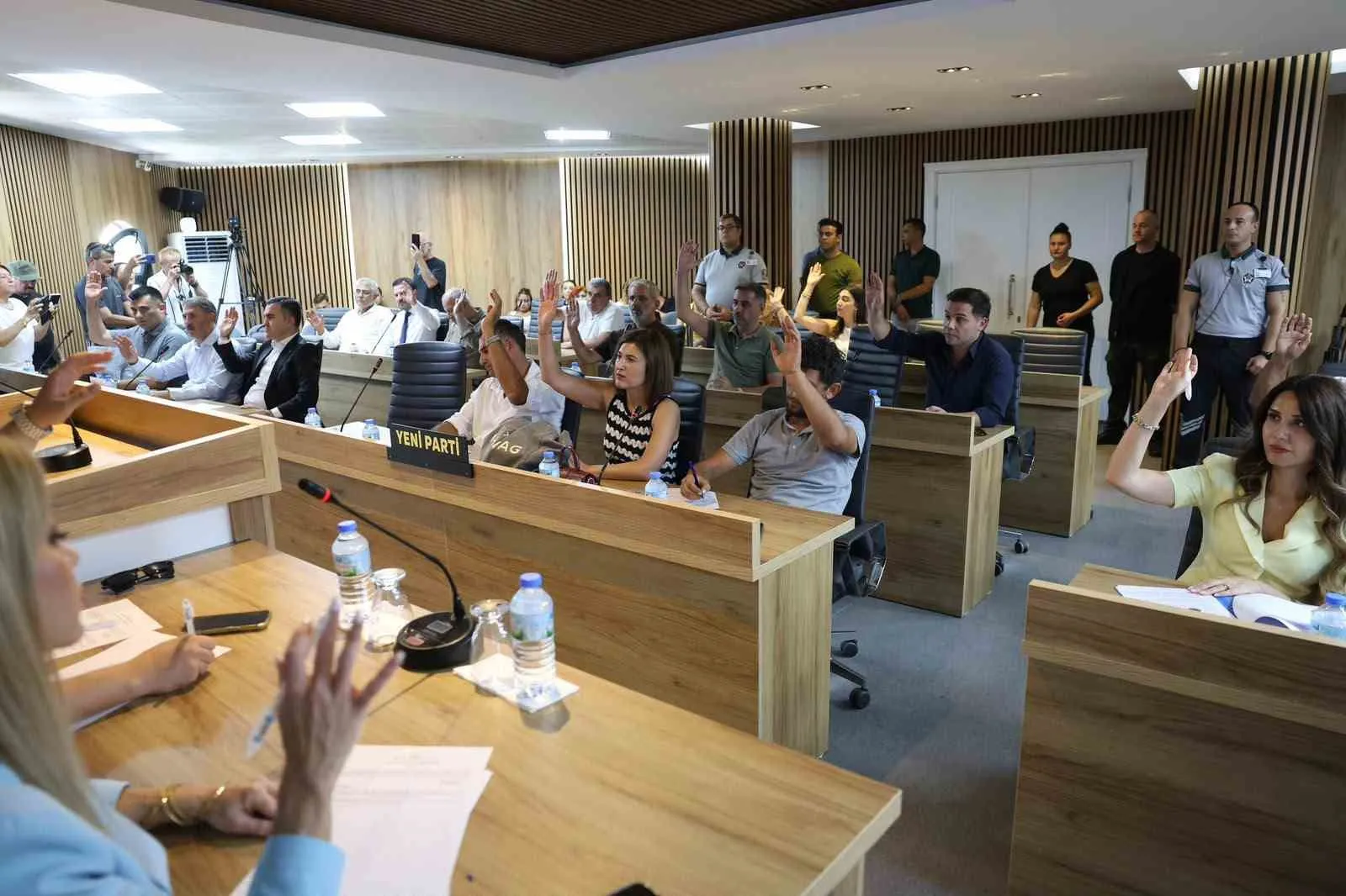 Didim'de düğün telaşı yaşayanlara Başkan Gençay'dan büyük destek: Salon artık ücretsiz