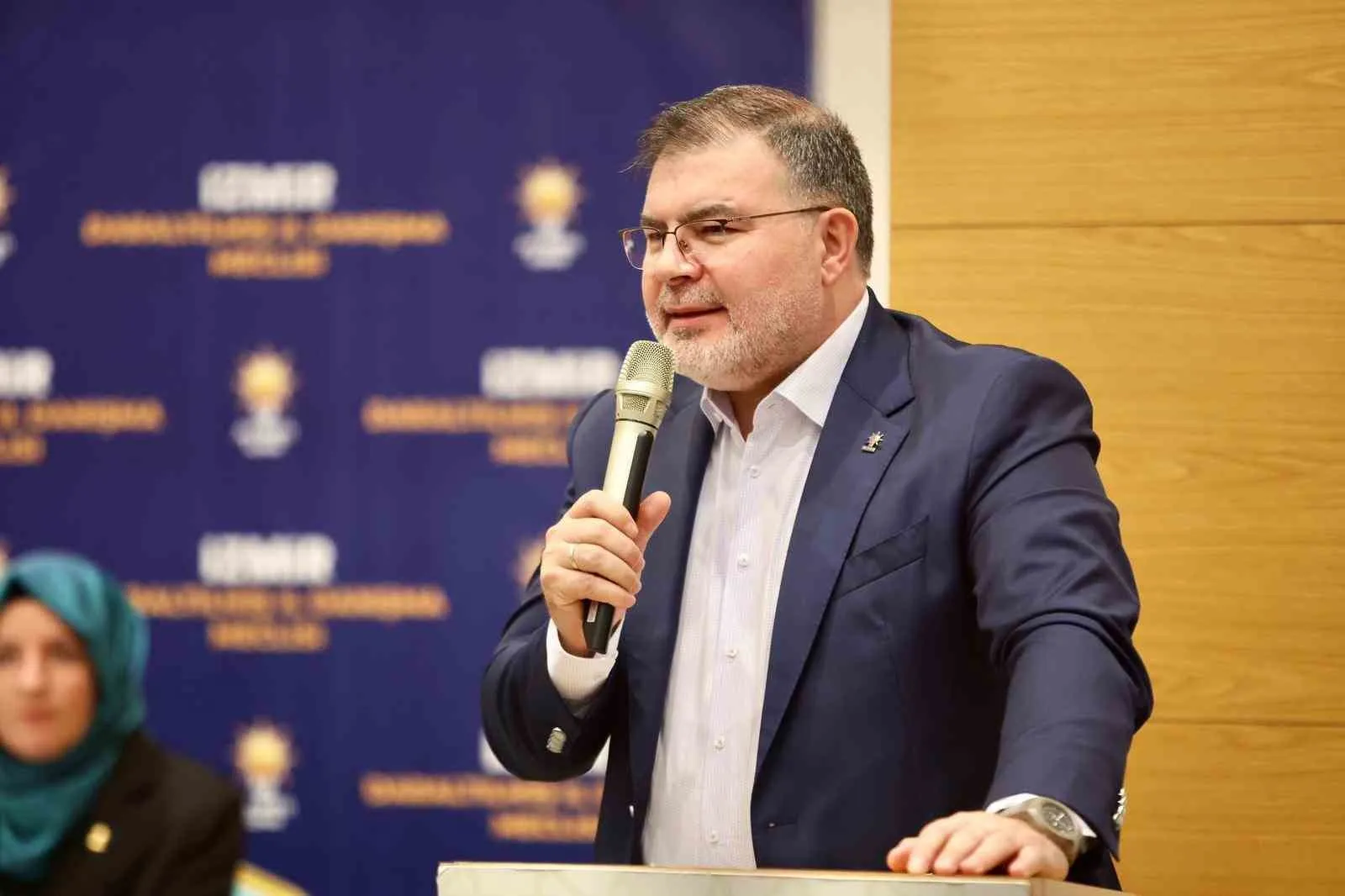 Menemen’in 90 yıllık gerdanlığı yeniden hayat buldu: Tarihi köprü trafiğe açıldı