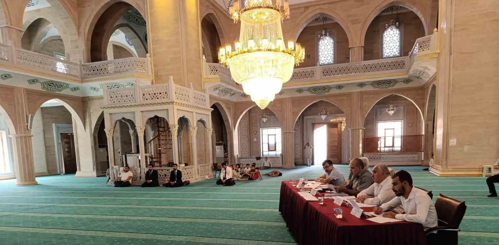 Minberdeki ustalığını konuşturdular: Aydın’ın en etkili hatibi belli oldu