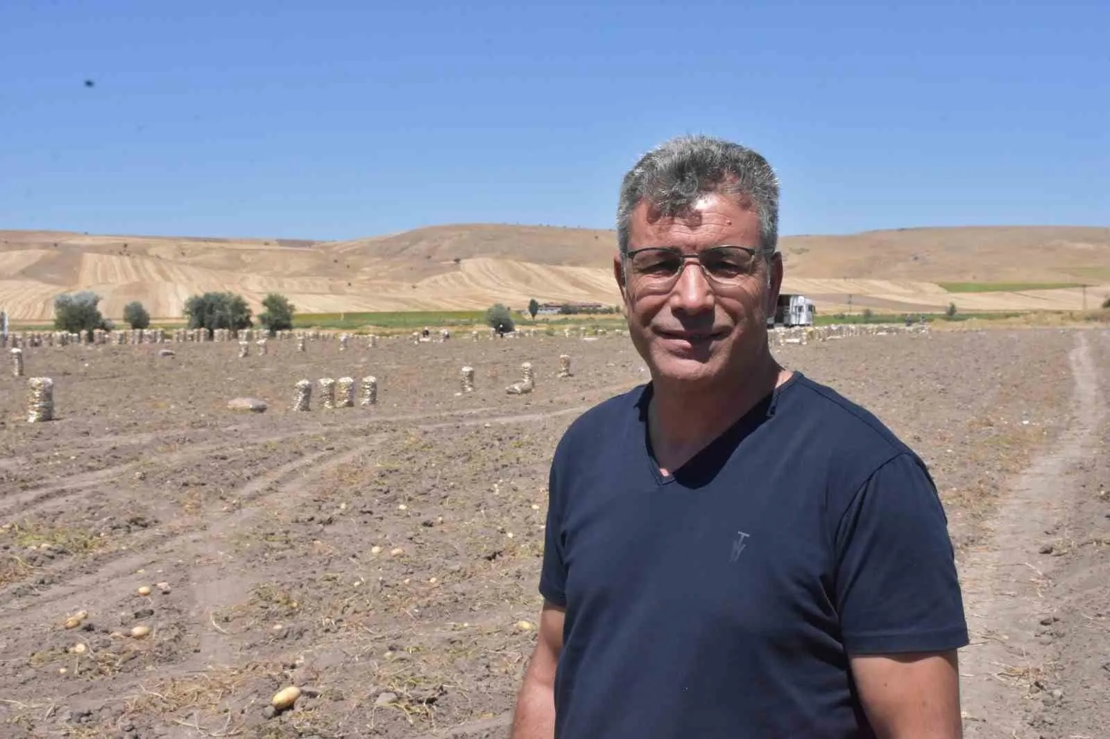 Sandıklı’nın bereketli topraklarında hasat heyecanı: Patatesin başkentinde söküm başladı