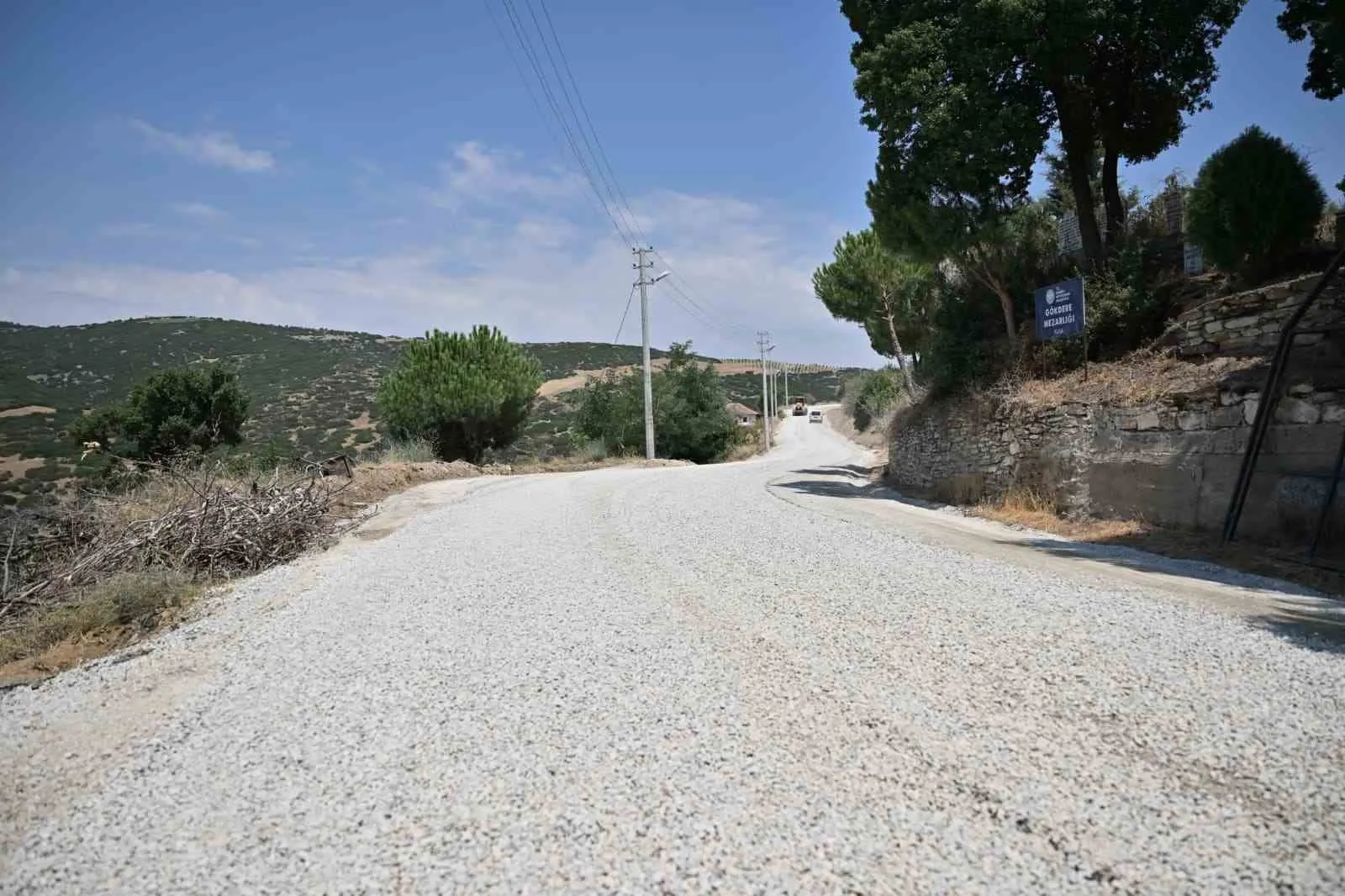 Kula’da on yıllık yol çilesi sona eriyor: Manisa Büyükşehir’den dev asfalt hamlesi