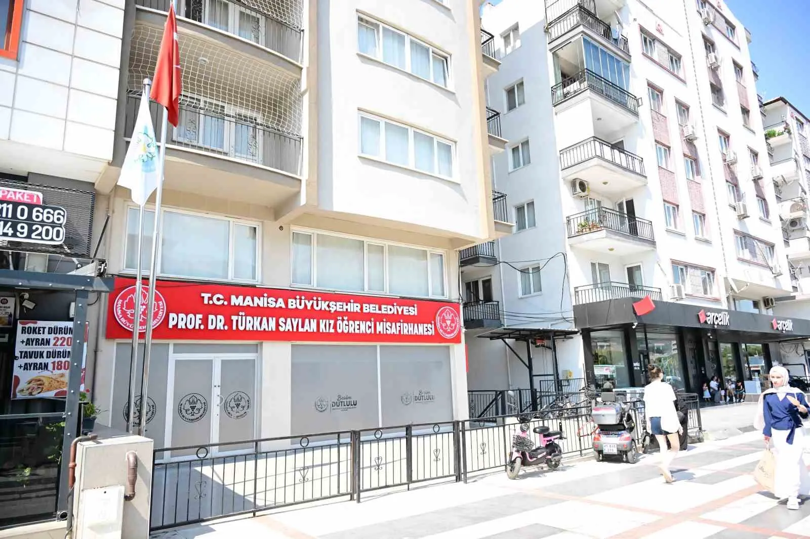 Manisa'da öğrencilerin yüzünü güldürecek destek paketi: Başvurular başladı