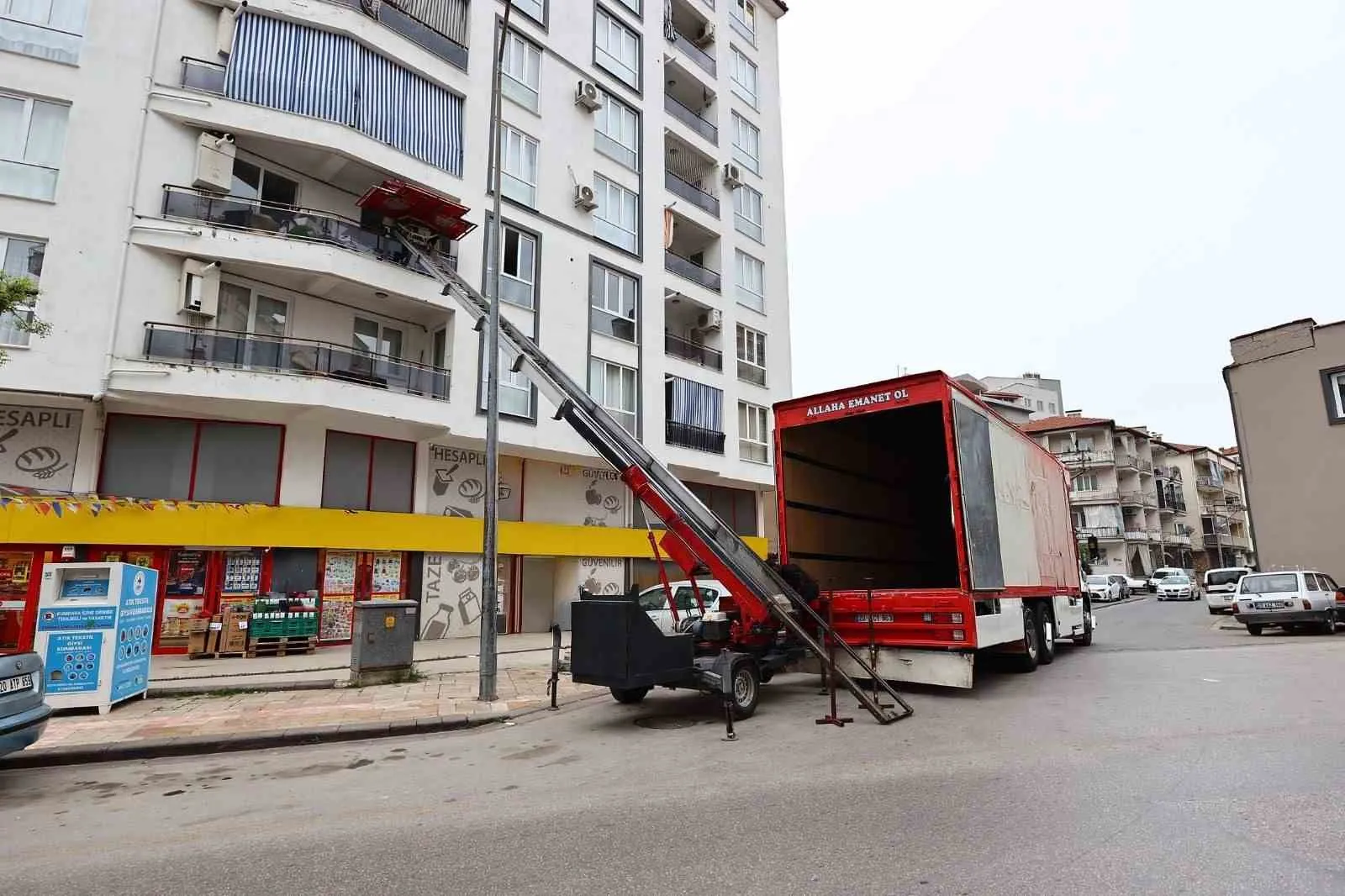 Denizli'de dar gelirli ailelerin yüzü güldü: Sosyal destek ödemeleri hesaplara geçti