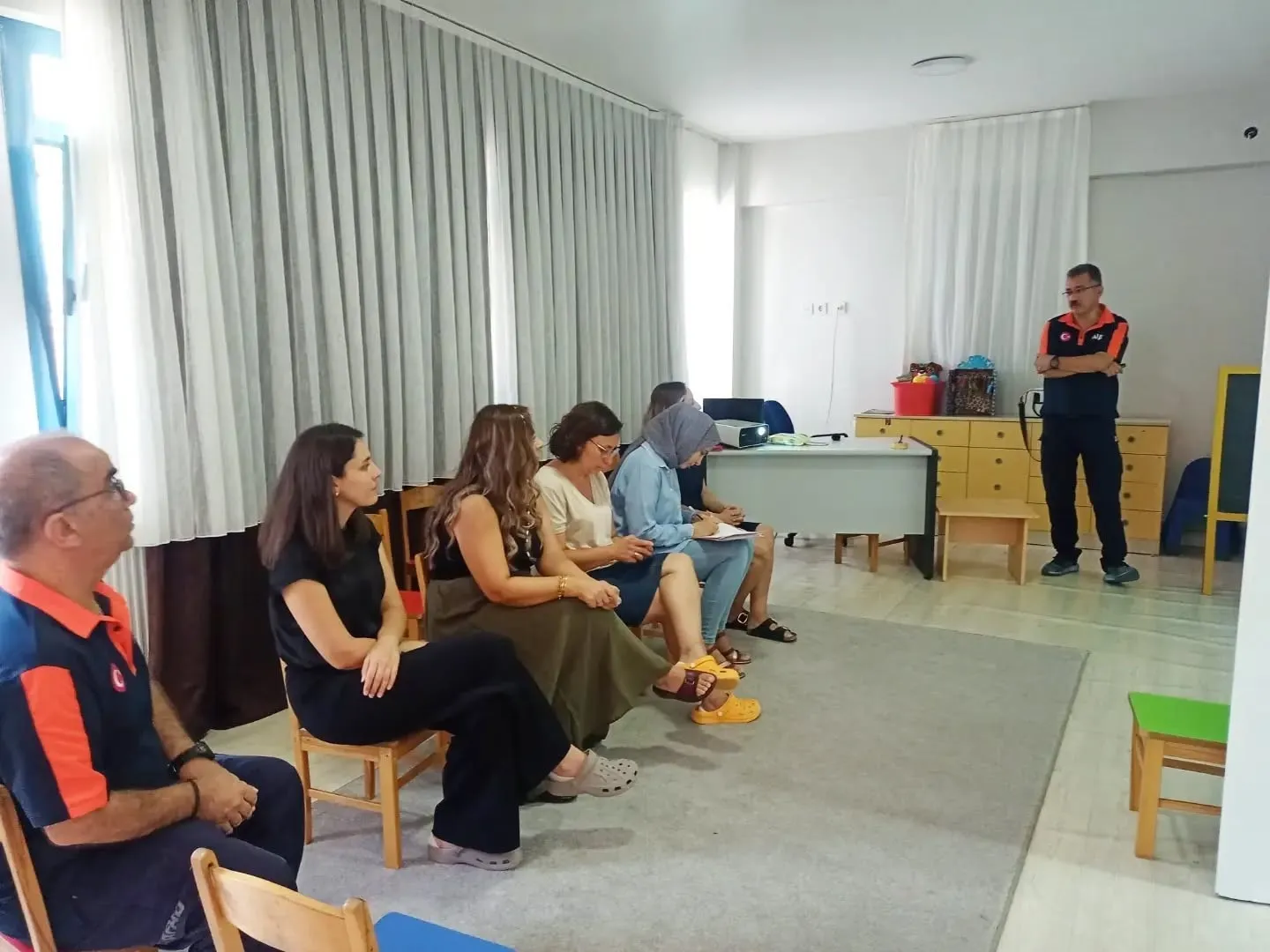 Minik öğrencilere afet bilinci aşılandı: ADÜ’de uygulamalı eğitim