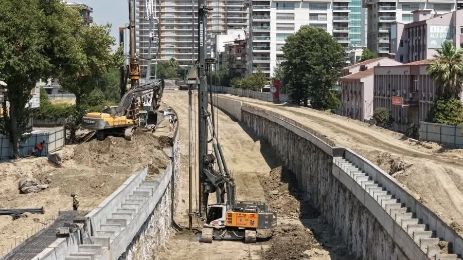 Aydın trafiğinde nefes aldıracak dev adım: Yeni Dörtyol’da şantiye hummalı çalışıyor