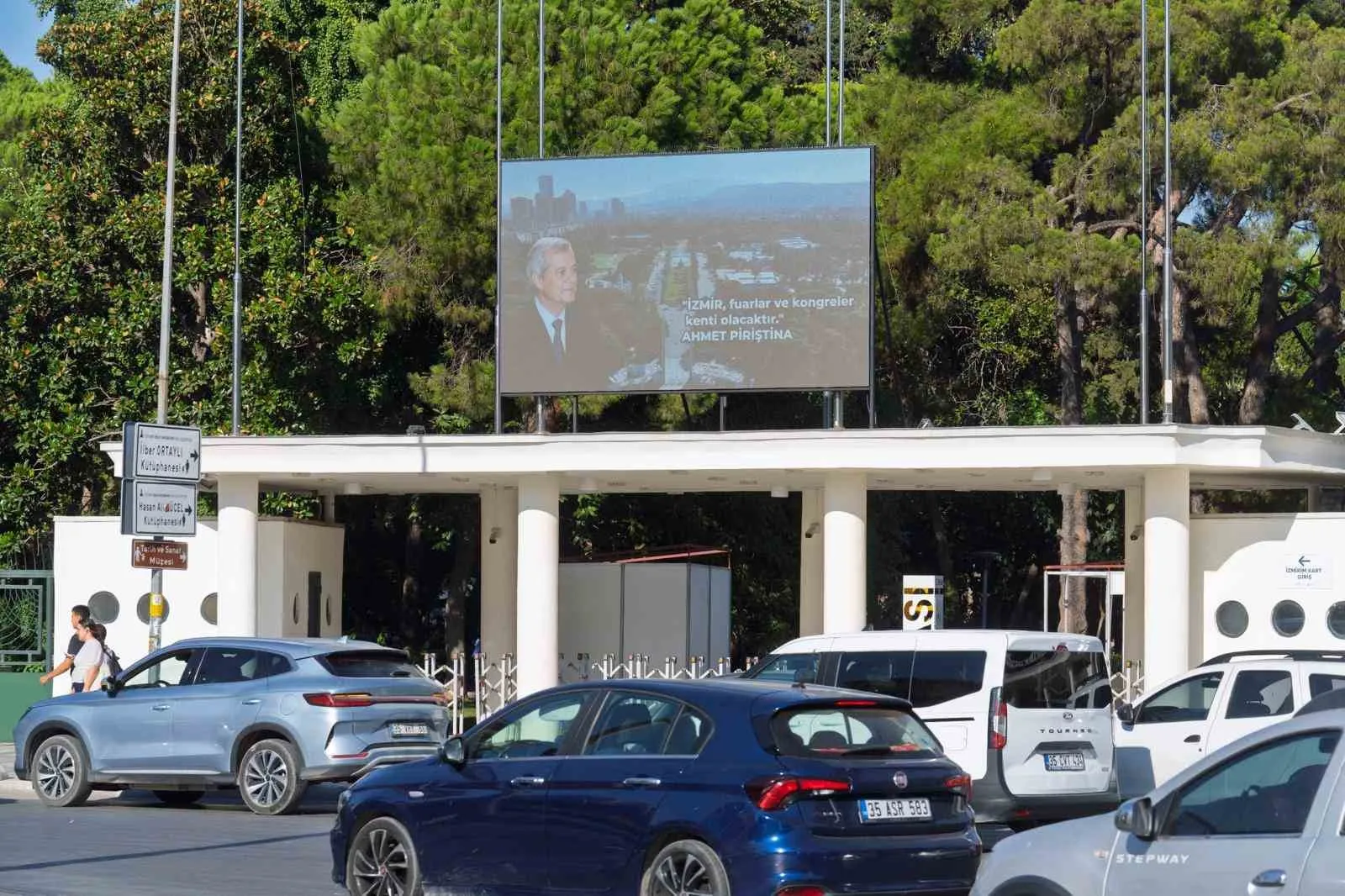 Piriştina'nın Vizyonu Kültürpark'ta LED Ekranla Ölümsüzleşti
