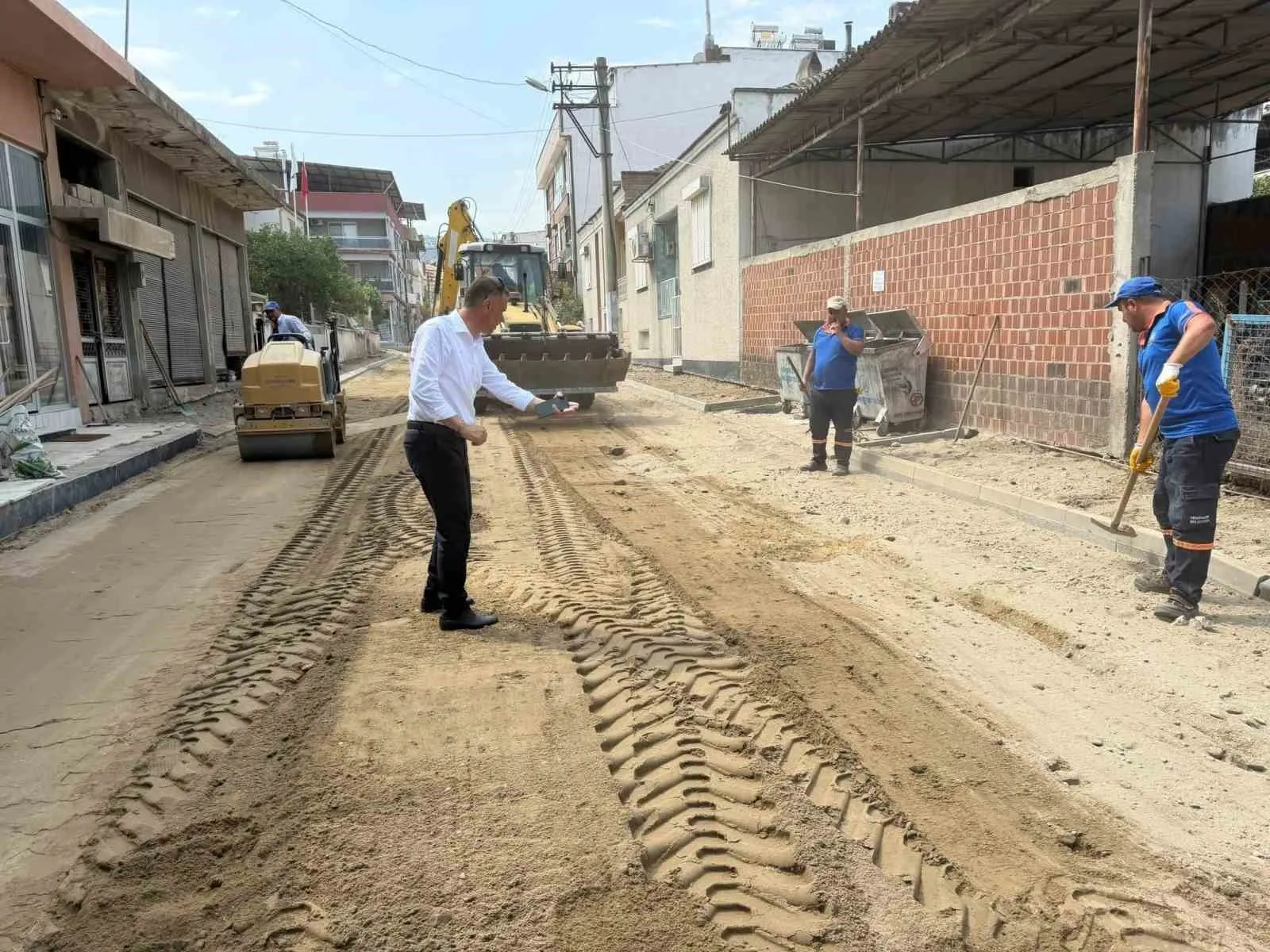 Yenipazar’da ulaşım seferberliği: Caddeler yeni yüzüne kavuşuyor