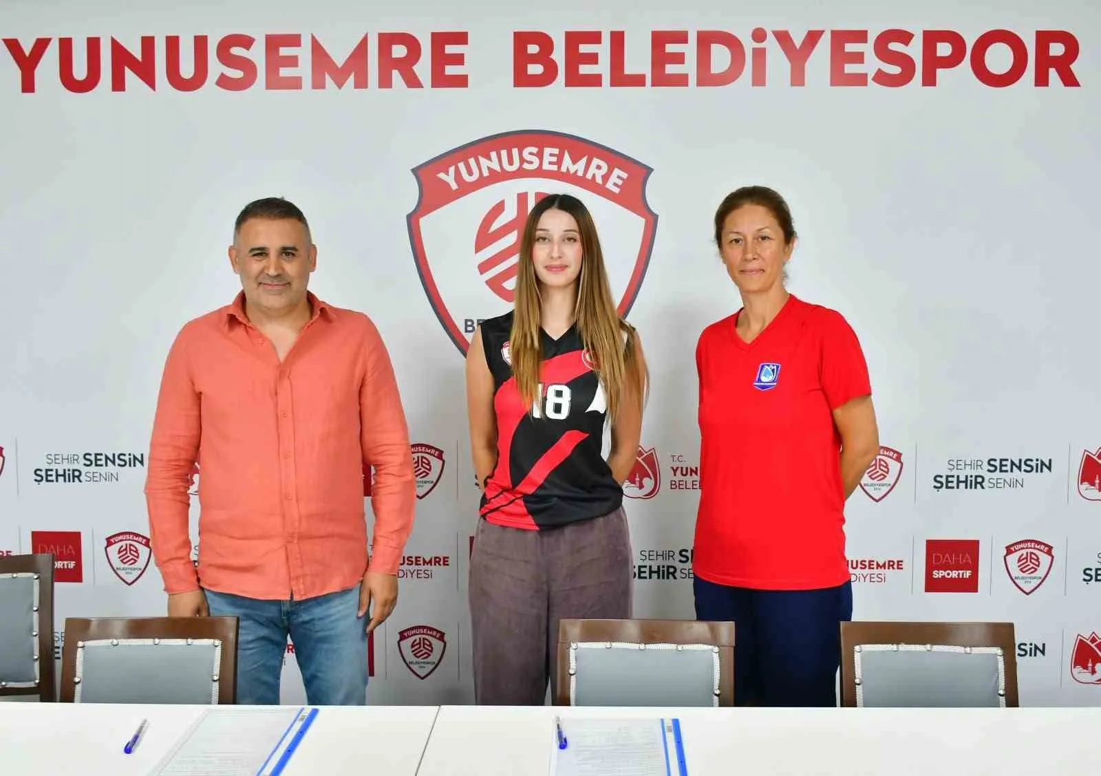 Yunusemre Belediyespor’dan hücum hattına taze kan: Birgül Kındır imzayı attı