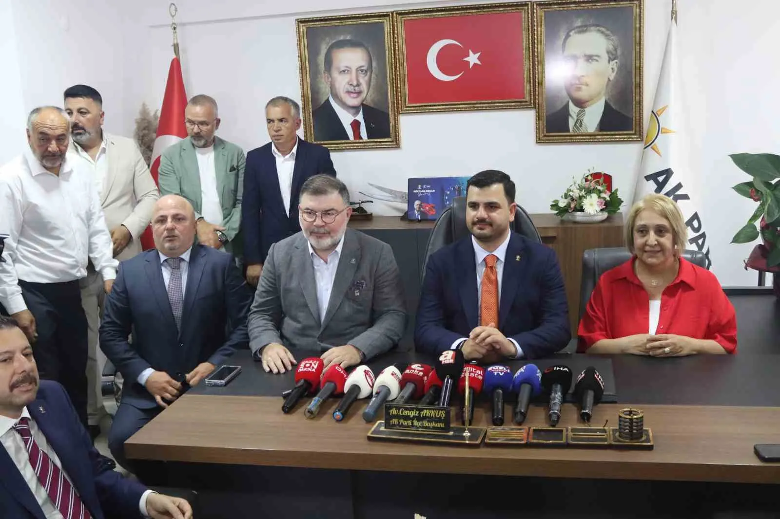 AK Parti'den Menderes hamlesi: İlkay Çiçek kapıyı aşındırdı ama onay çıkmadı