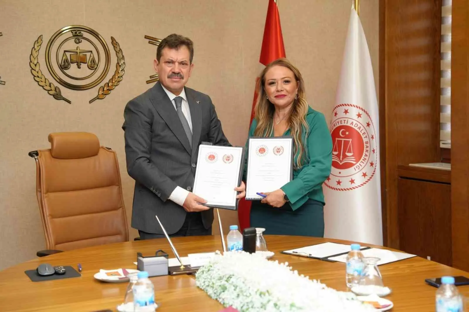 İzmir’de Kadınlara İkinci Bahar: Cezaevinden Üretime Uzanan Yeni Model