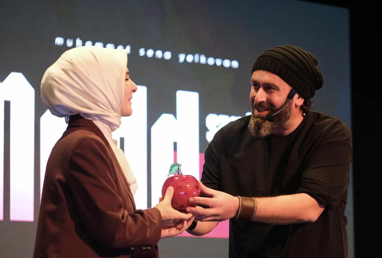 Gurbet ellerdeki şehitlerimize vefa yolculuğu: 34 ülkede 78 duraklı dev proje