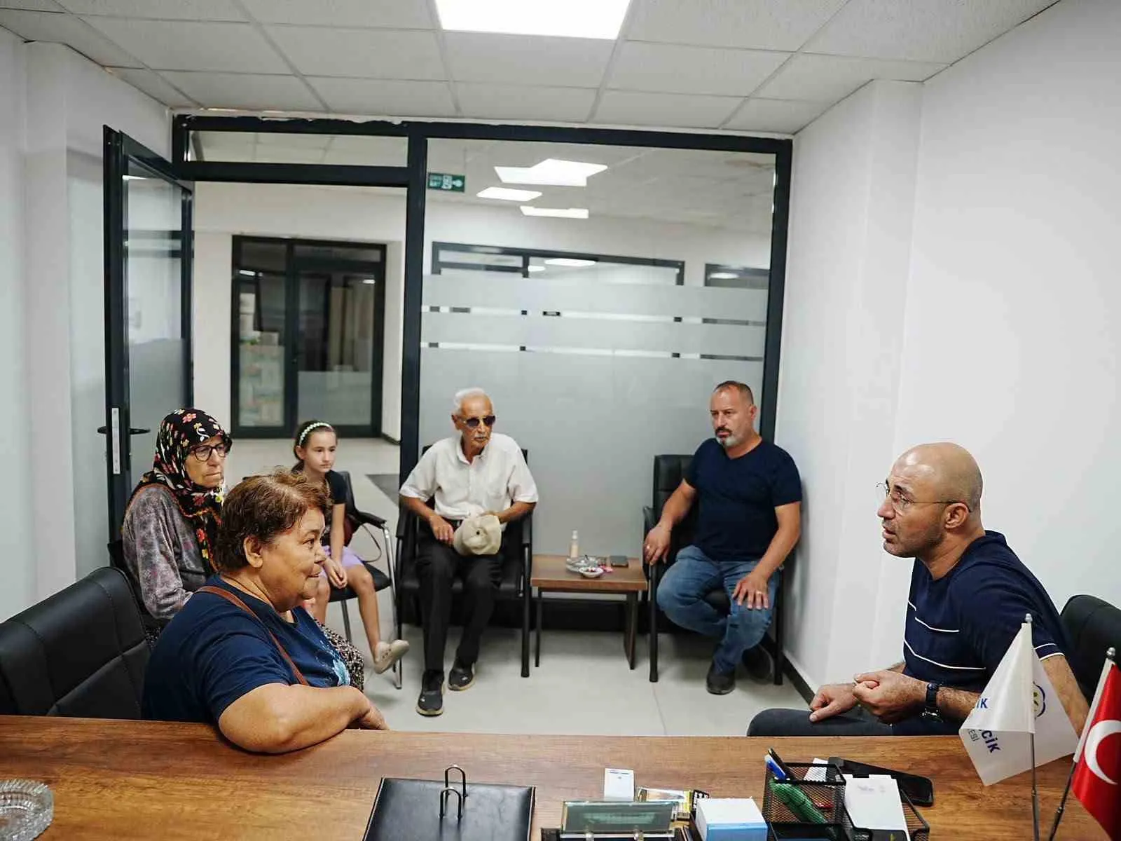 Germencik’te halk günü mesaisi: Başkan Zencirci talepleri yerinde dinledi