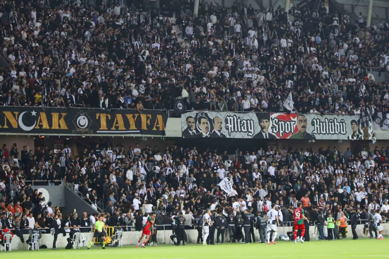 Altay'da yolun sonu: Başkan Kanlı havlu attı, kulüp kayyıma devrediliyor