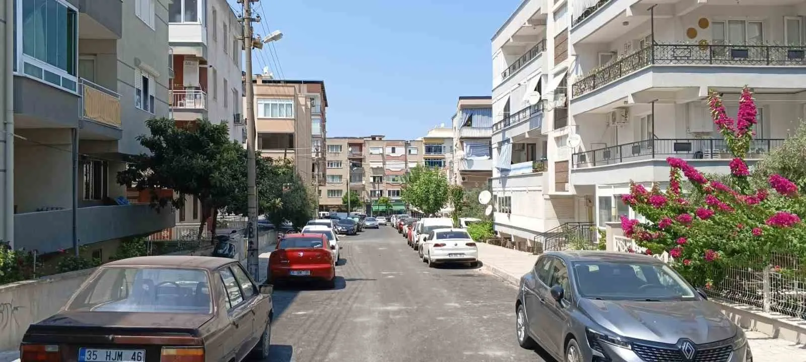 İzmir konut piyasasında durgunluk: Satışlar 6 bin bandına geriledi