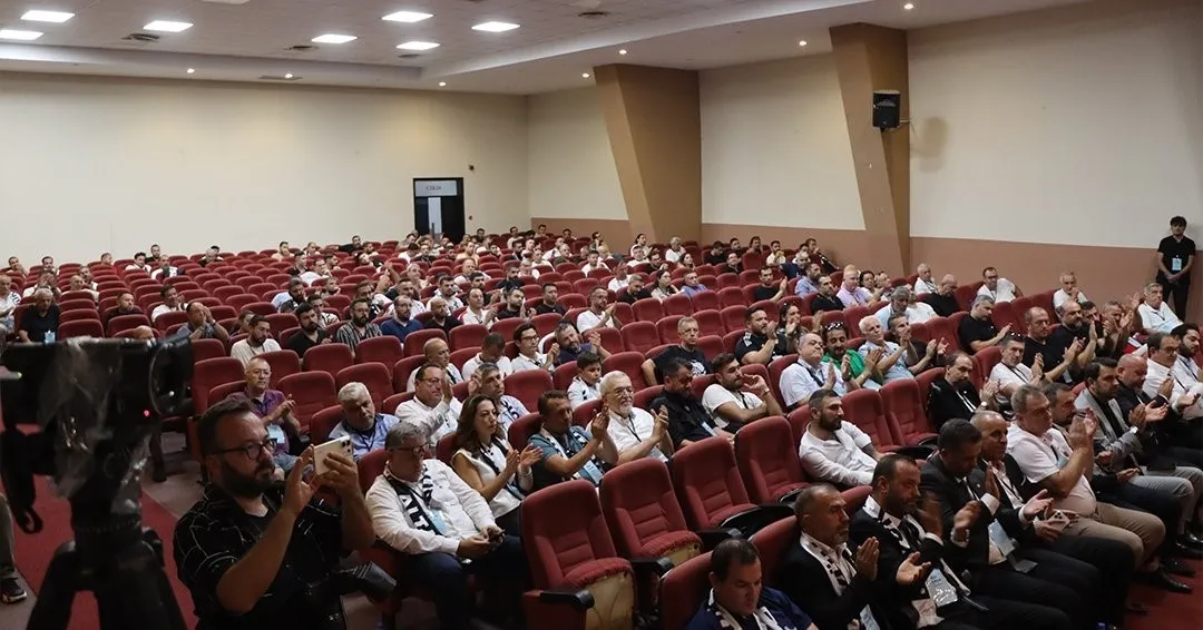 112 yıllık çınarda yolun sonu mu? Altay yönetimi havlu attı