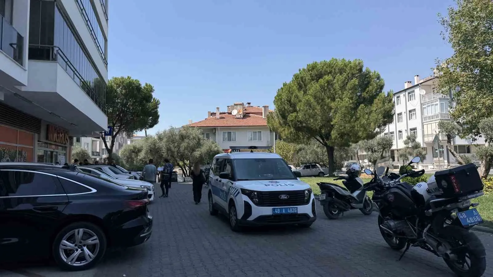 Parkta Kadın Gasp Edildi İhbarı Polisi Alarma Geçirdi, Gerçek Ortaya Çıkınca Herkesi Şaşırttı