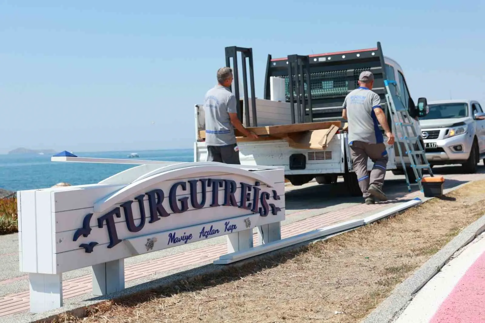 Bodrum'un yeni simgesi Turgutreis'te: Ege'nin maviliği bu kapıdan izlenecek