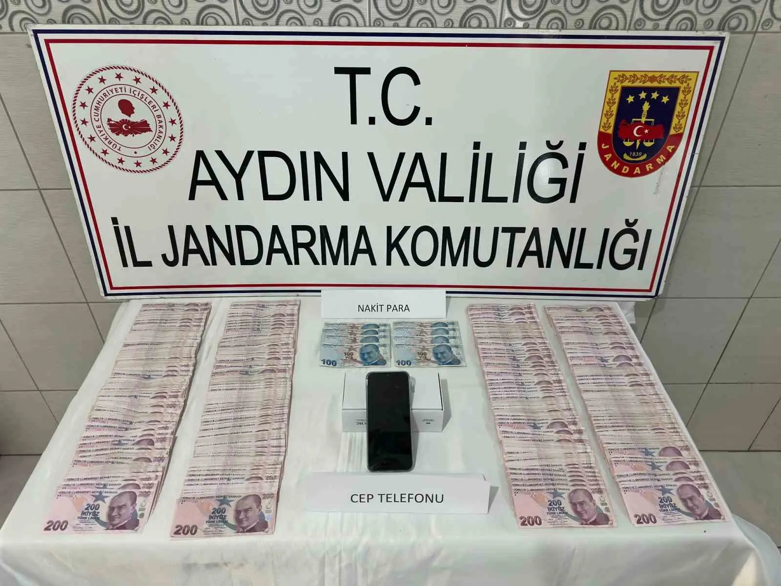 Kuyumcu kameraları ele verdi: Bozdoğan’daki hırsızlık şüphelileri yakayı ele verdi