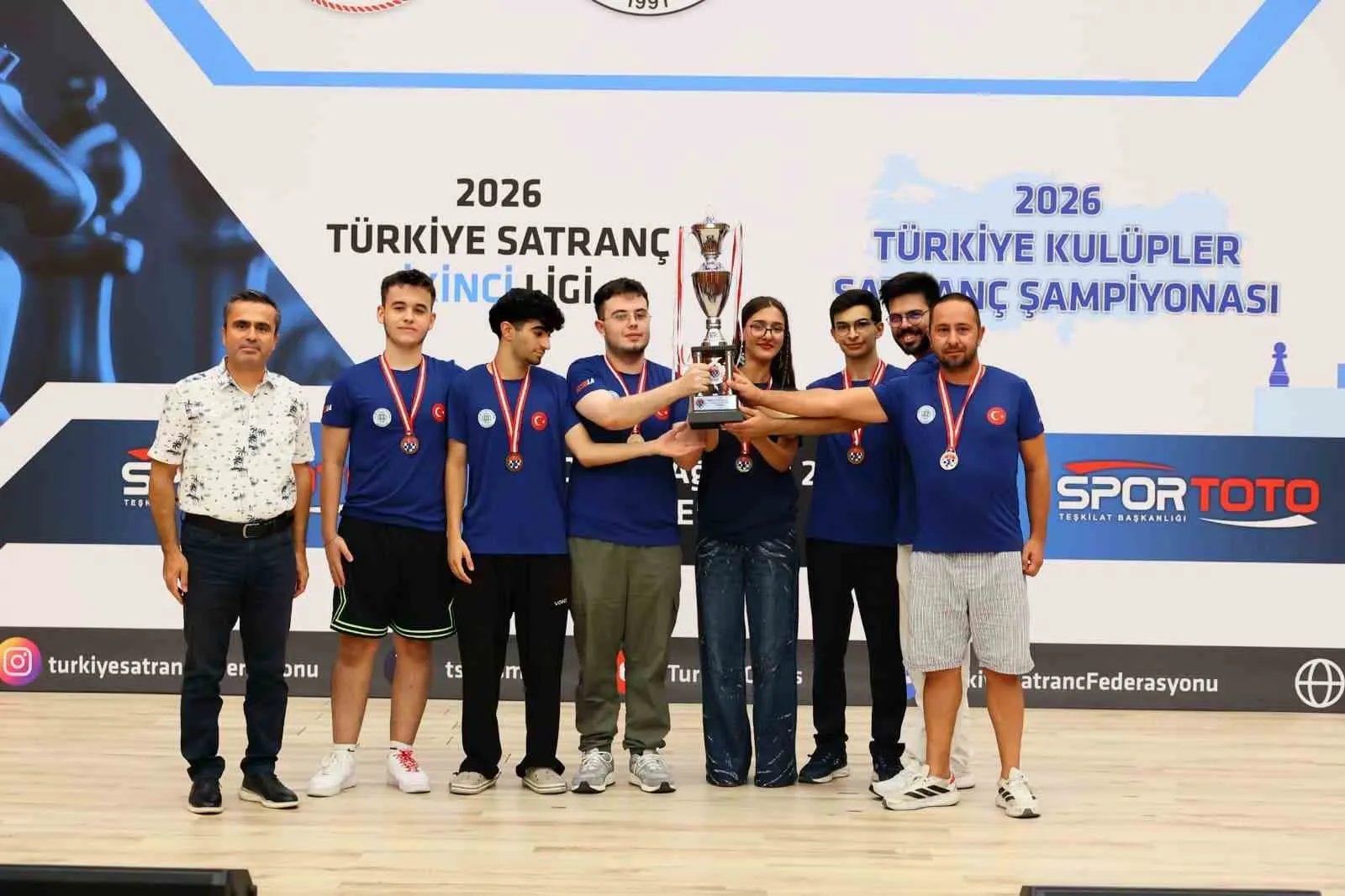 Denizli'de hamleler şampiyonluk için konuştu: 4 takım zirveye adını yazdırdı