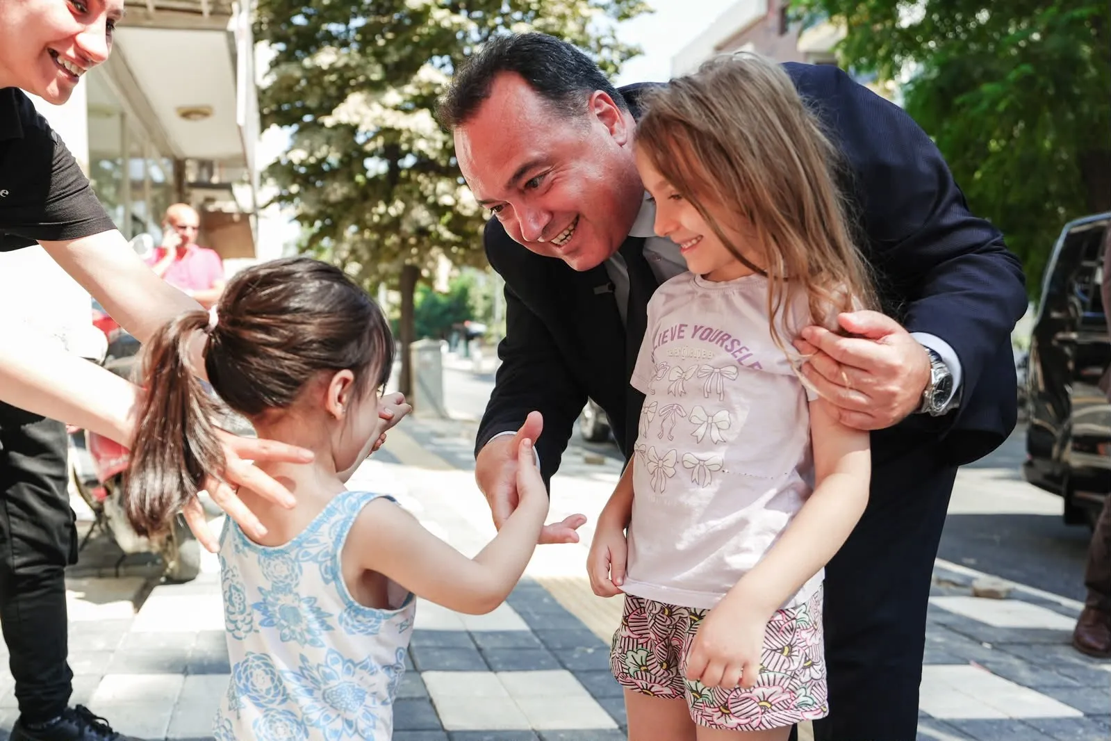 Salihli’nin çehresi değişiyor: Şüheda Caddesi’nde asfalt mesaisi