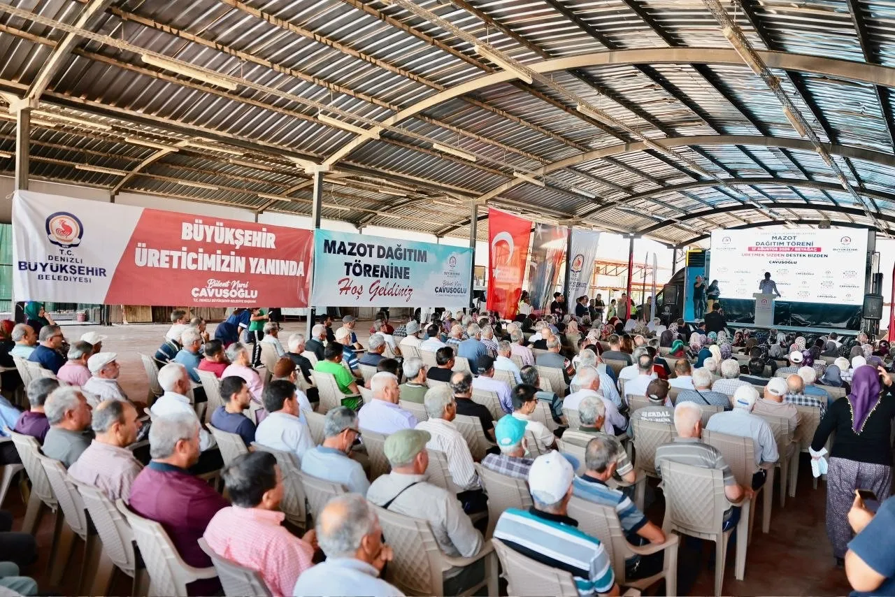 Denizli’de tarlanın bereketi belediyeden gelen mazot desteğiyle artacak