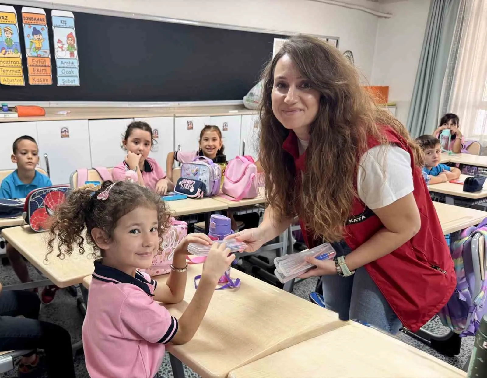Çine’de okul zili çaldı, Gençlik Merkezi miniklerin yüzünü güldürdü