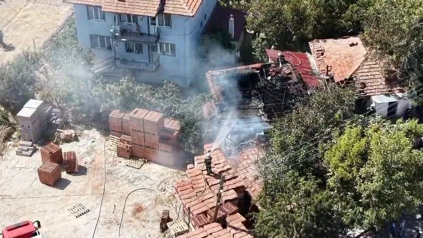 Bahçedeki temizlik faciası: Bir anlık ihmal evi küle çevirdi