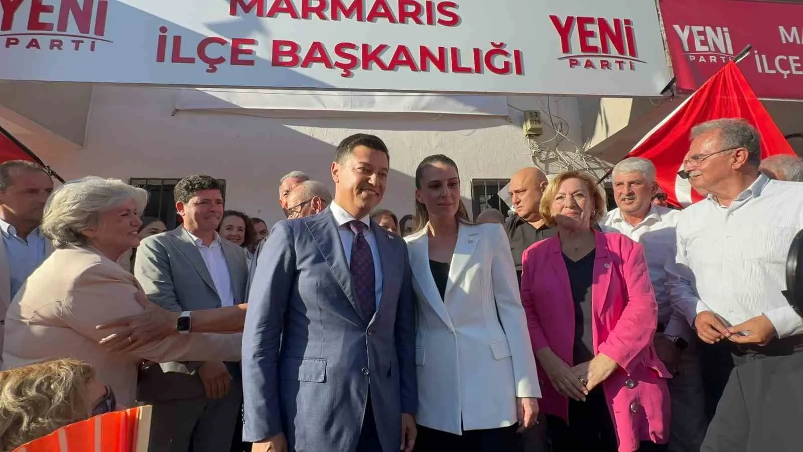 Marmaris siyasetinde sürpriz transfer: Acar Ünlü tercihini Yeni Parti'den yana kullandı