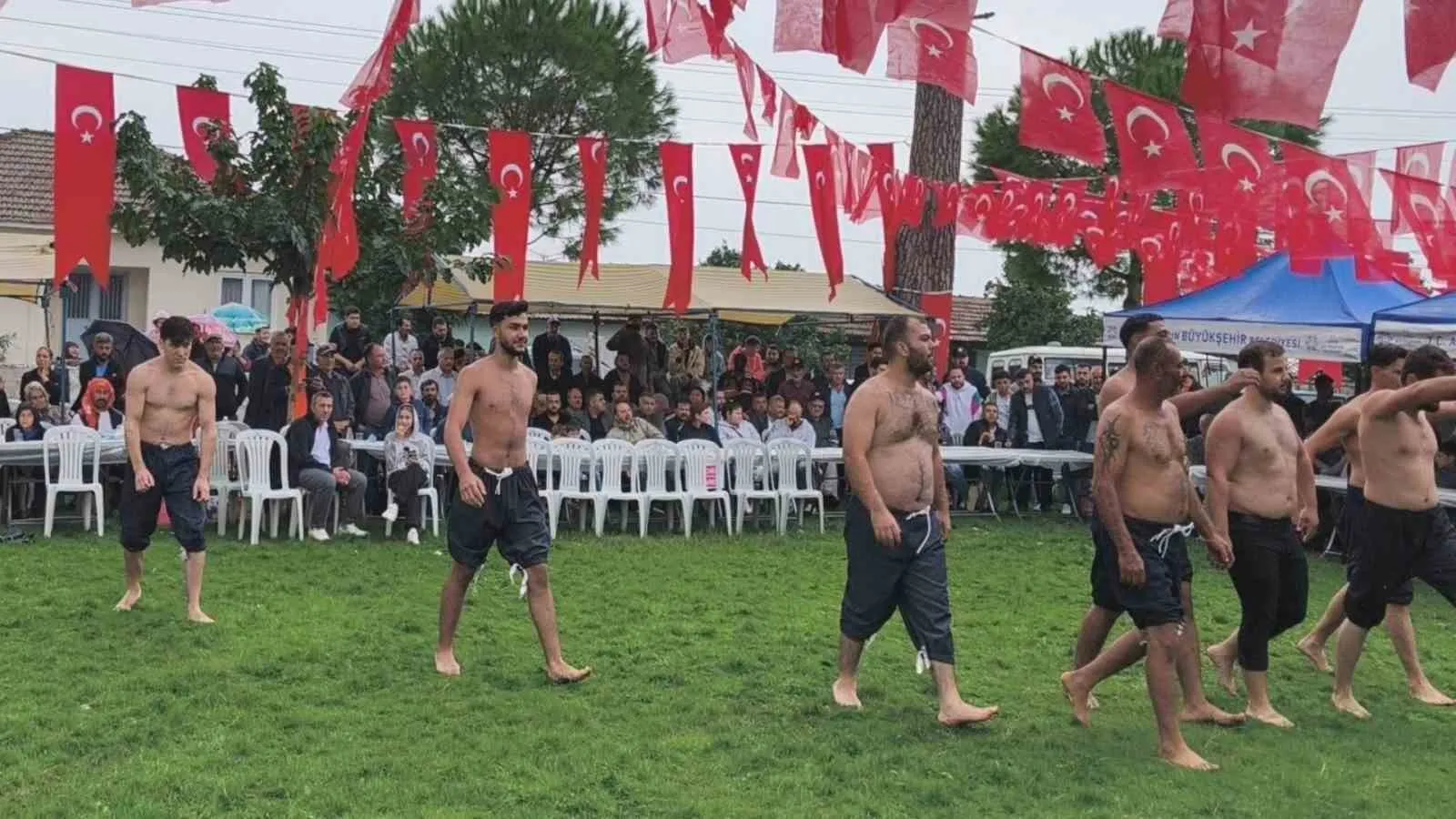 Köşk’te er meydanı şenlendi: Karakucak coşkusu Beyköy’e taşındı