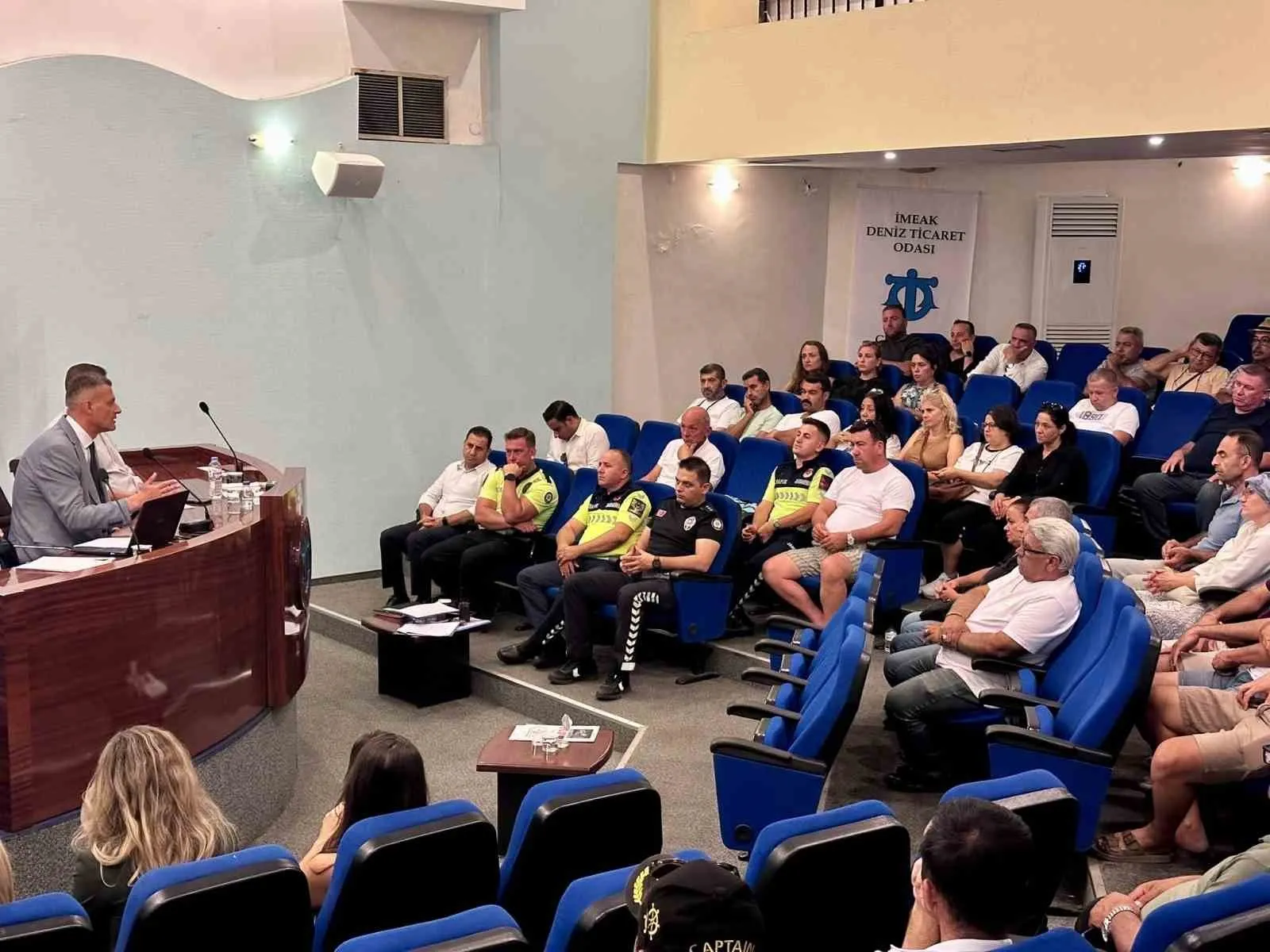 Bodrum'da servis şoförlerine kritik uyarı: Öğrenci güvenliği kırmızı çizgimiz