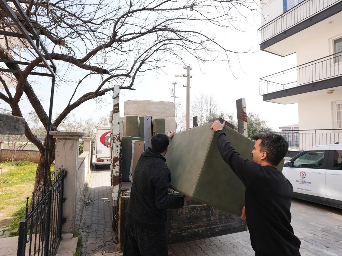 Denizli'de taşınma telaşı yaşayan ailelere belediyeden can suyu