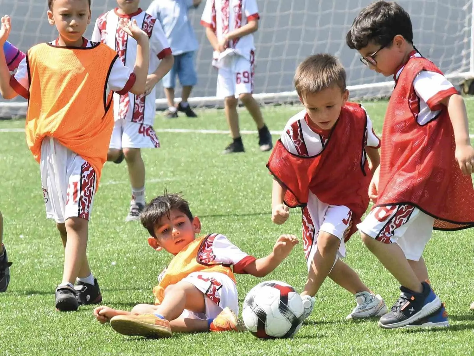 Yunusemre’de spor heyecanı kış döneminde de hız kesmiyor