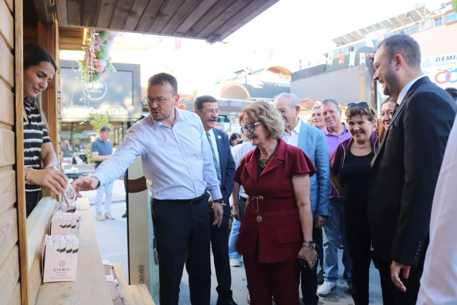 Çivril’in bereketli toprakları çikolata ile buluştu: Festivalde iki yeni lezzet