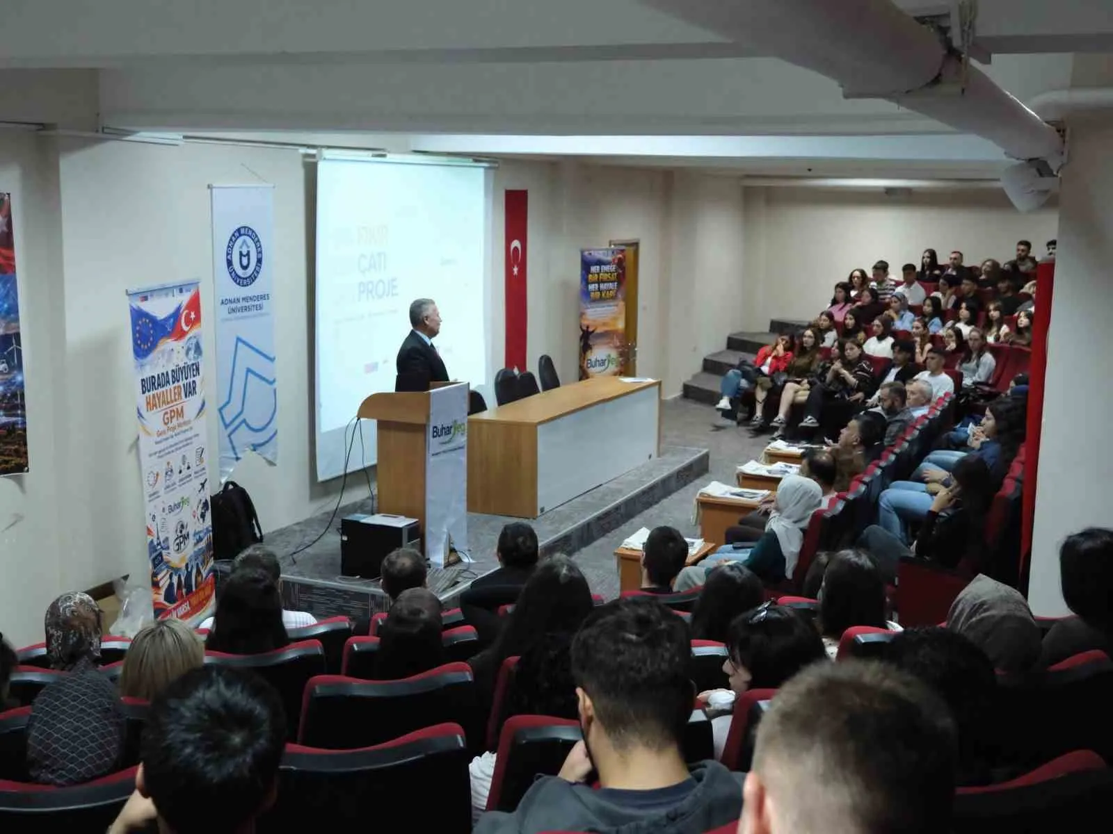 Buharkentli gençler Avrupa kapılarını aralıyor: Proje yazma eğitimiyle yeni ufuklar