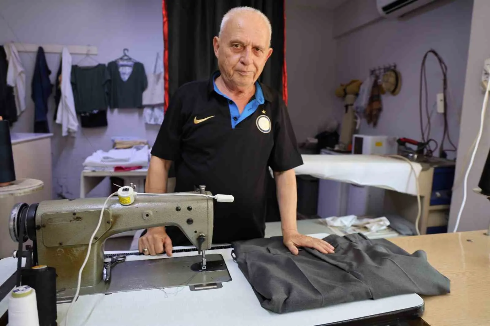 Emeklilik hayali kabusa dönünce 70 yaşında tezgahın başına geçti