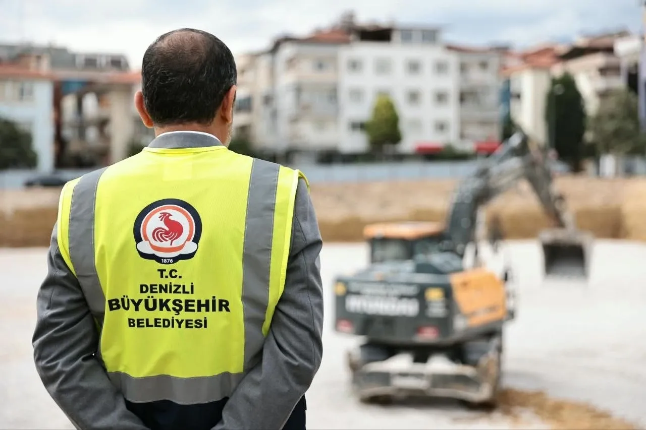 Denizli'de dev otopark hamlesi: Hem araçlara hem vatandaşa nefes aldıracak
