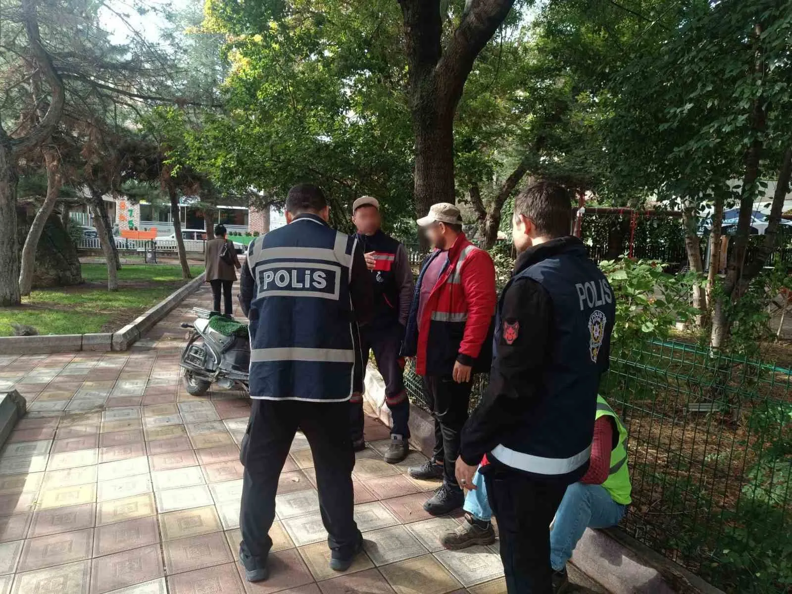 Afyonkarahisar’da öğrencilerin güvenliği için geniş çaplı denetim operasyonu