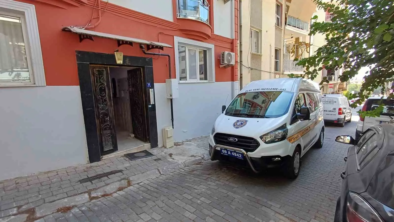 Aydın'da acı haber: 29 yaşındaki genç kadın evinde ölü bulundu