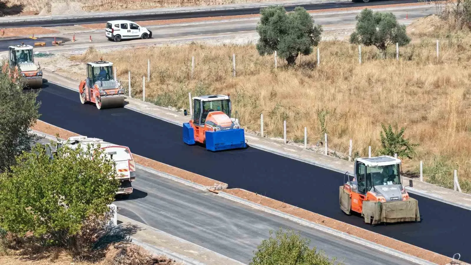 Efeler'in trafiğine modern dokunuş: Kızılçay Bulvarı yenileniyor