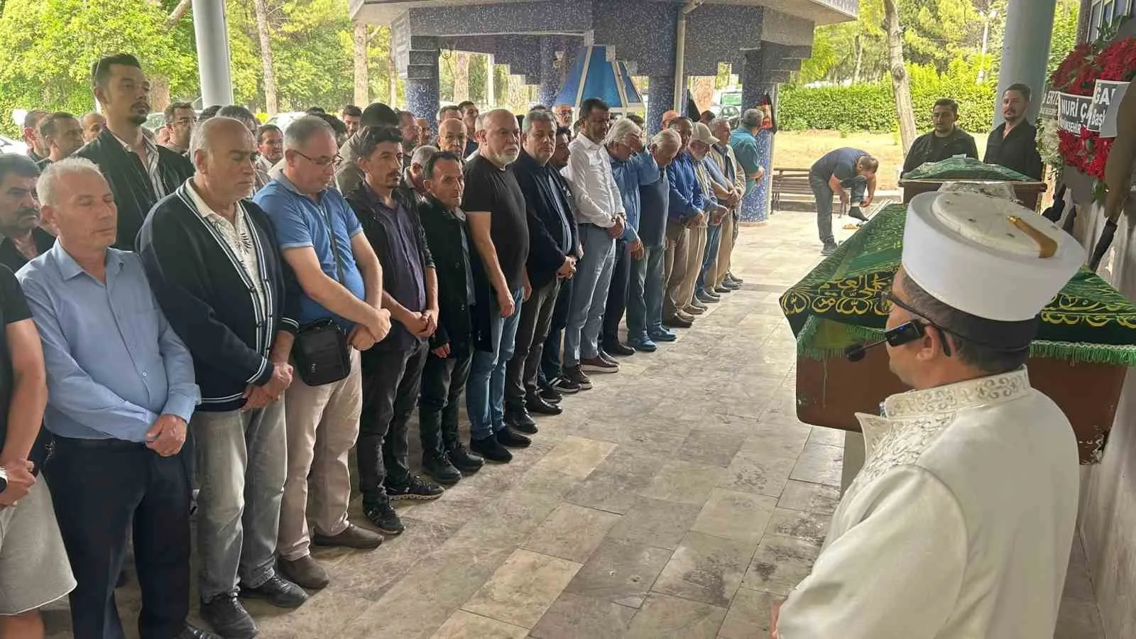 Denizli basını yasta: Emektar gazeteci Mümtaz Dündar toprağa verildi