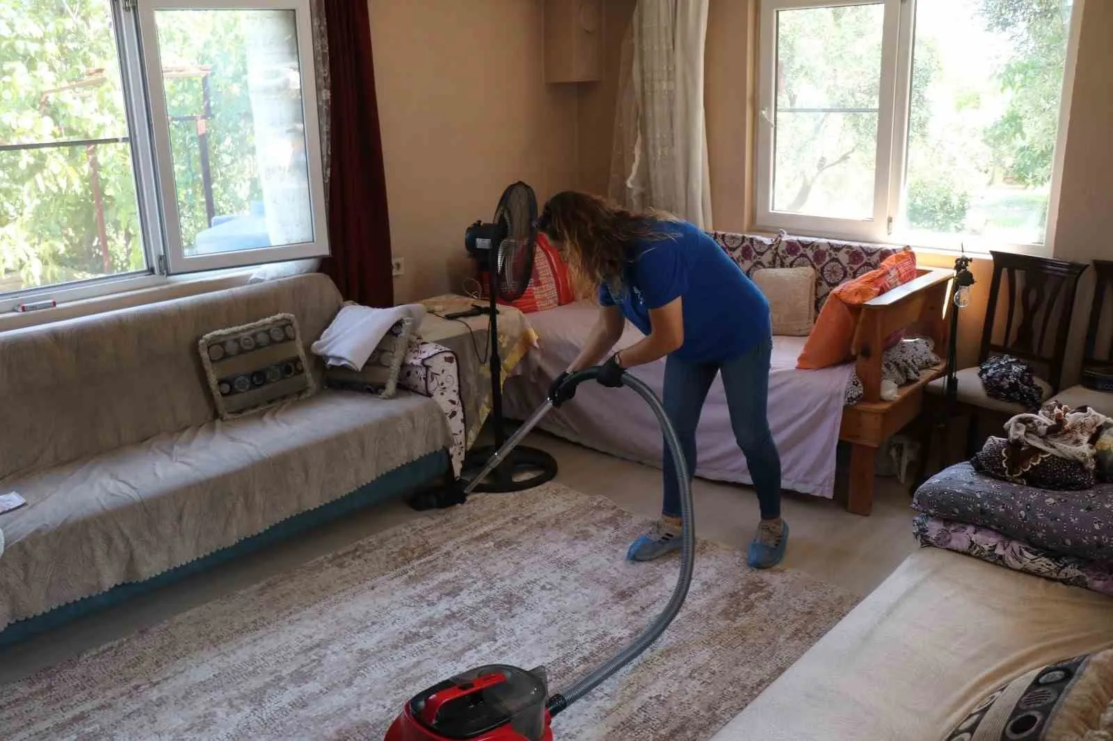 Bozdoğan’da kimse sahipsiz değil: Sosyal belediyecilik kapı kapı dolaşıyor