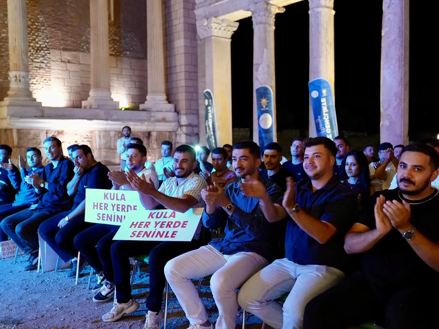 Tarihin kalbinde gençlik buluşması: Murat Baybatur’dan mesaj var