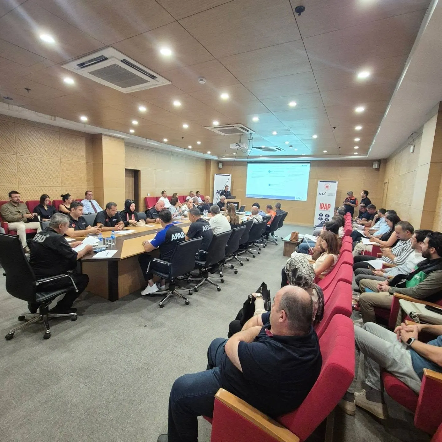 Aydın'ın geleceği için masaya oturdular: 2027-2031 dönemi deprem planı şekilleniyor